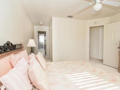 Queen Bed in Second Bedroom